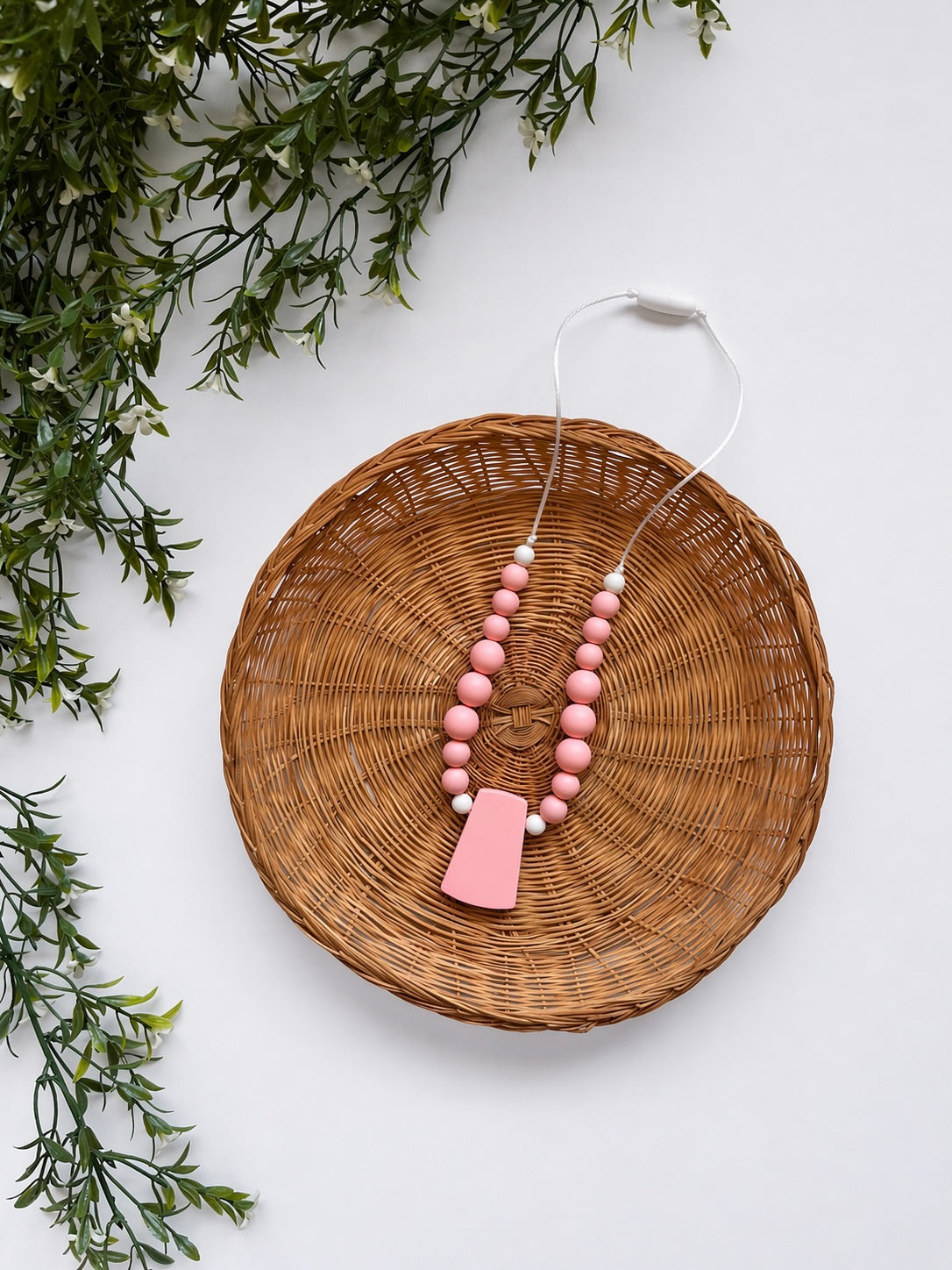 Necklaces with Trapezoid Pendant