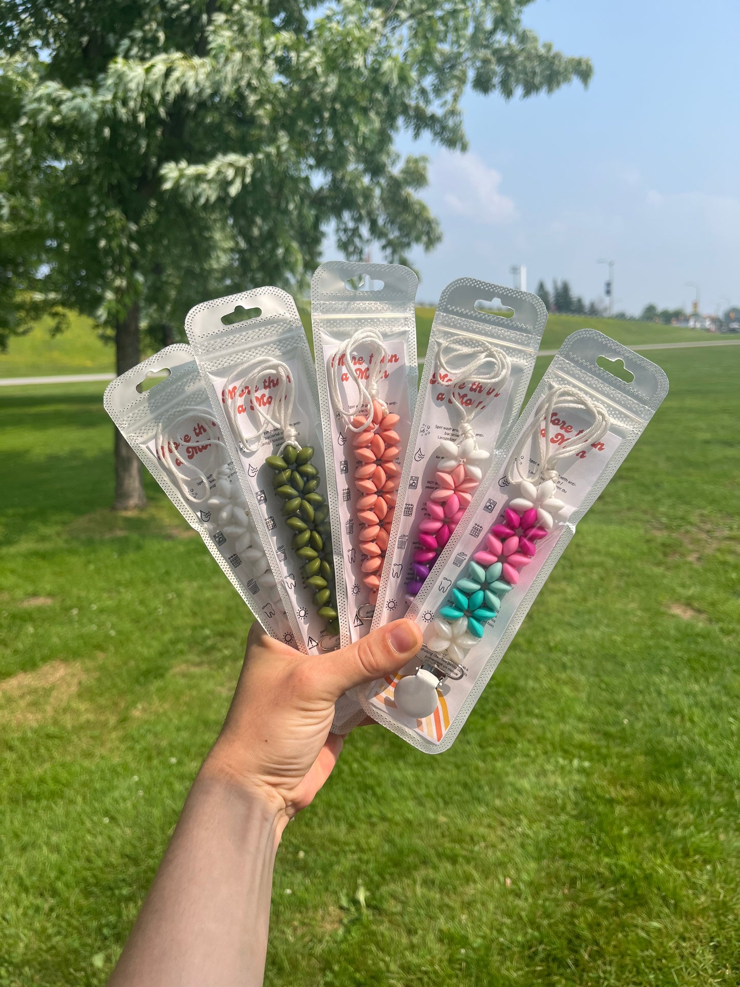 Saucer Bead Soother Clip