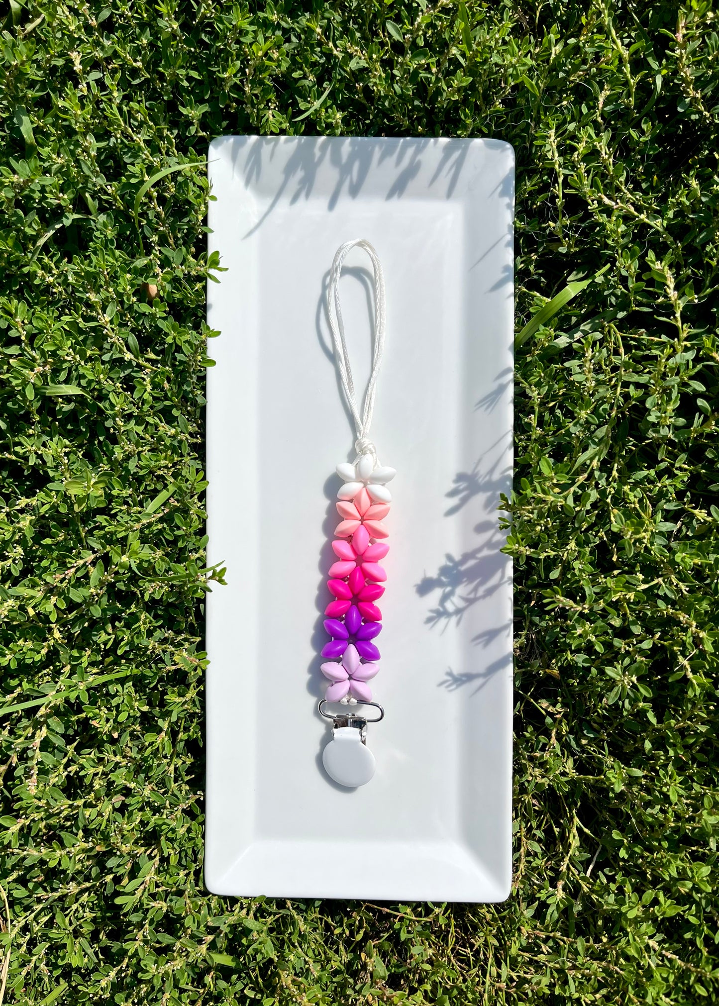 Saucer Bead Soother Clip