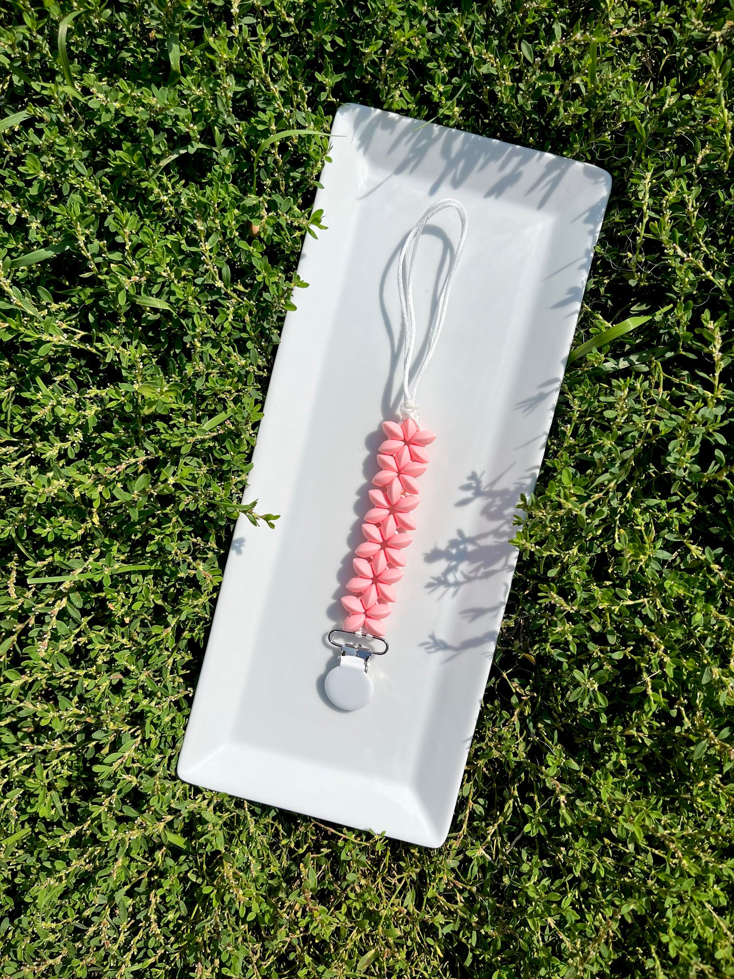 Saucer Bead Soother Clip