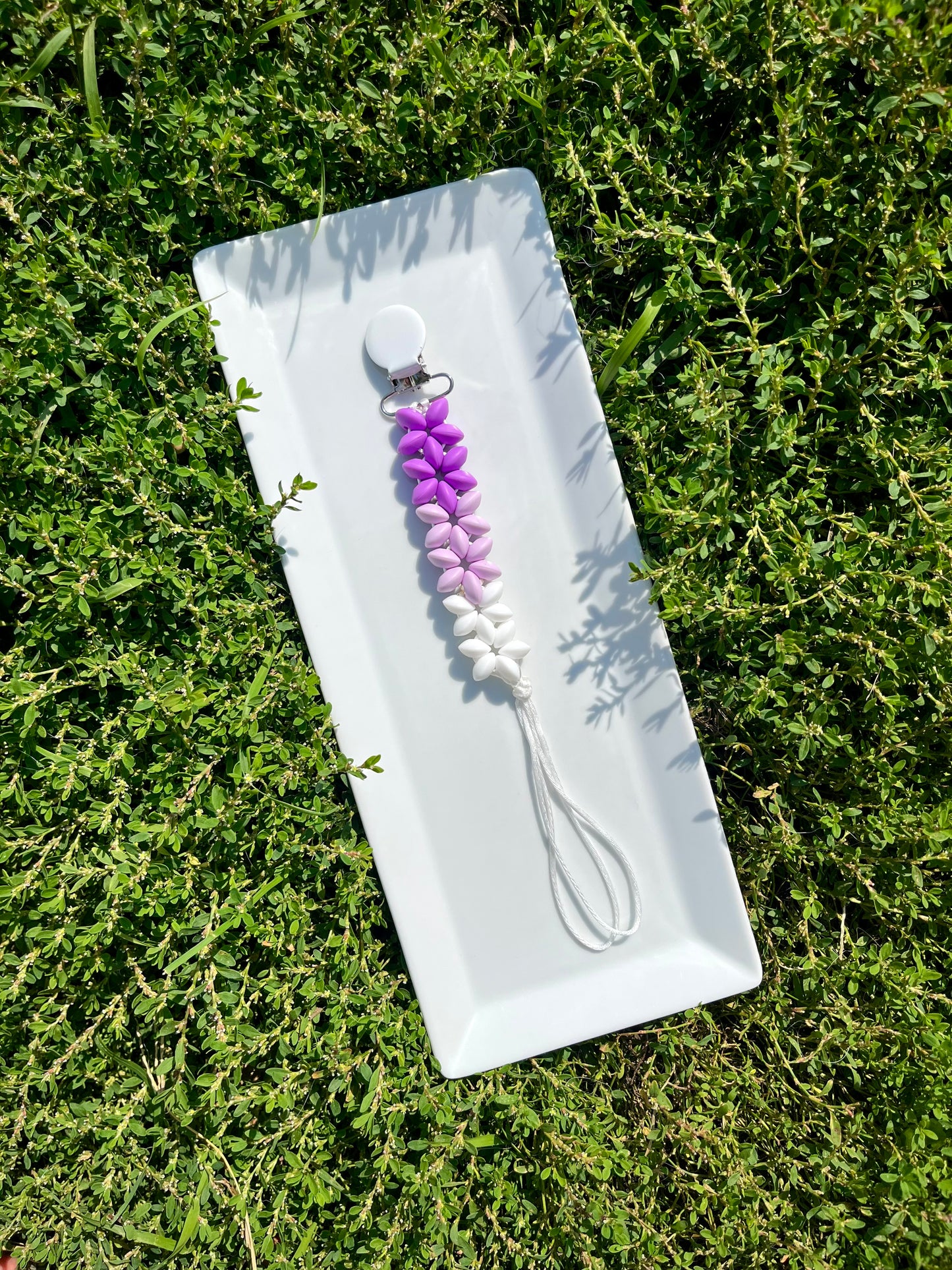 Saucer Bead Soother Clip