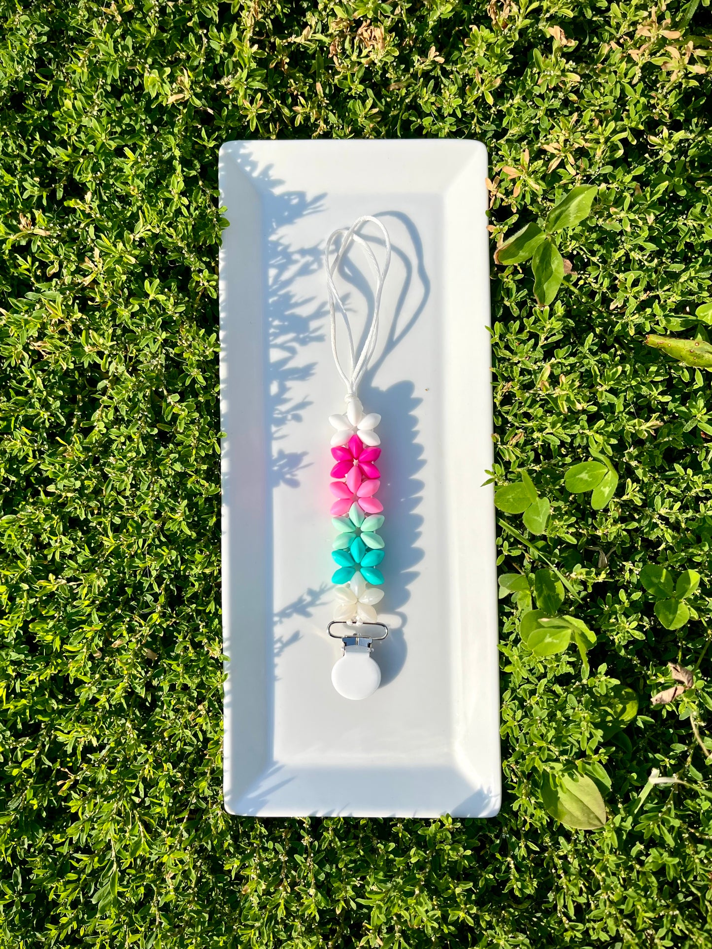 Saucer Bead Soother Clip