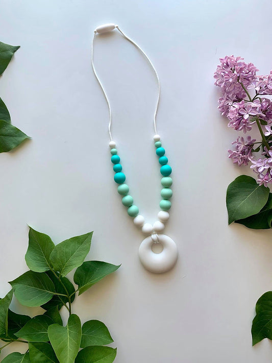 Necklaces With Circle Pendant